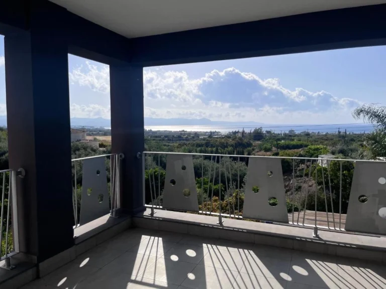 5 Bedroom House for Sale in Argaka, Paphos District