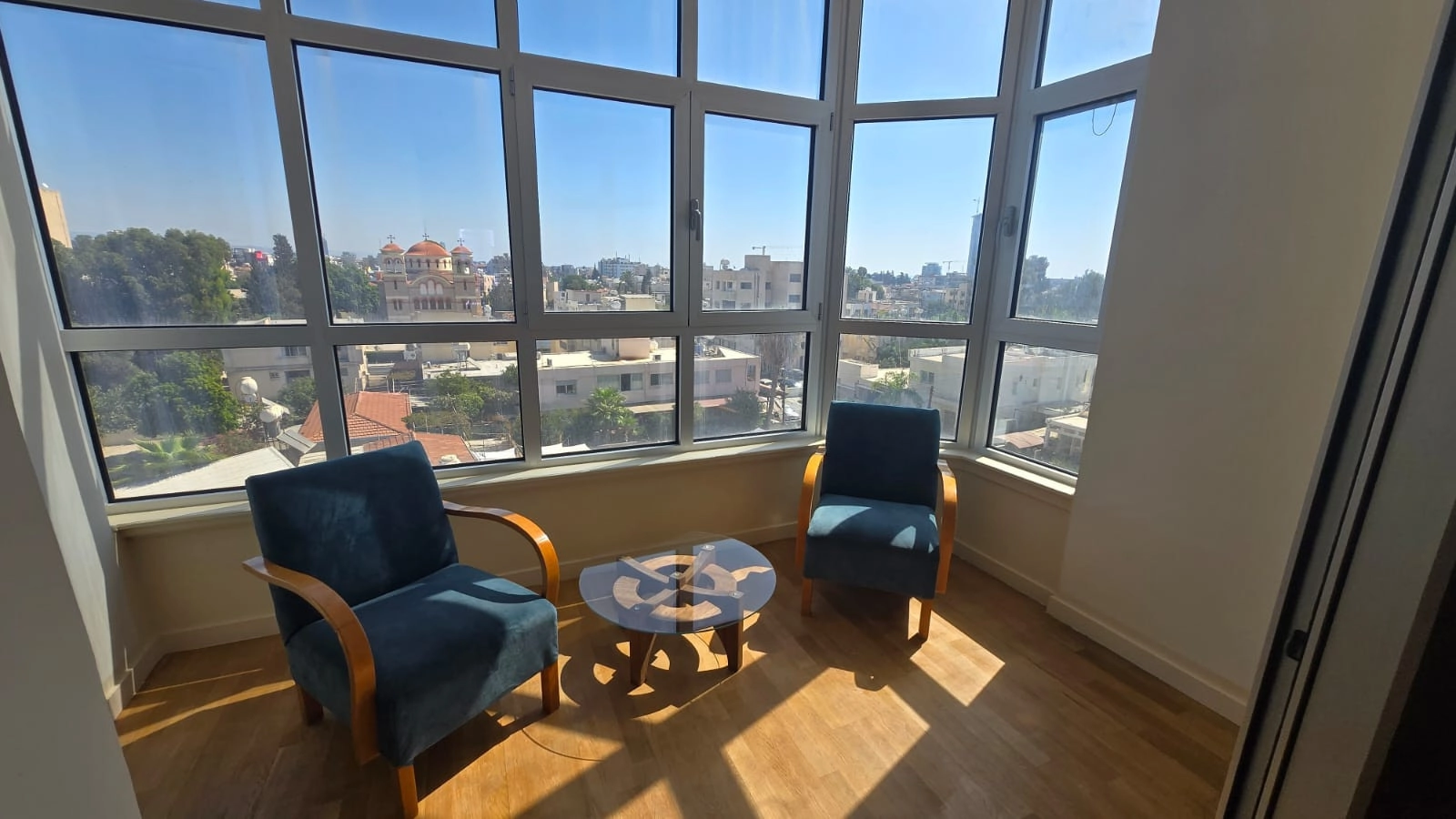 128m² Office for Rent in Limassol District