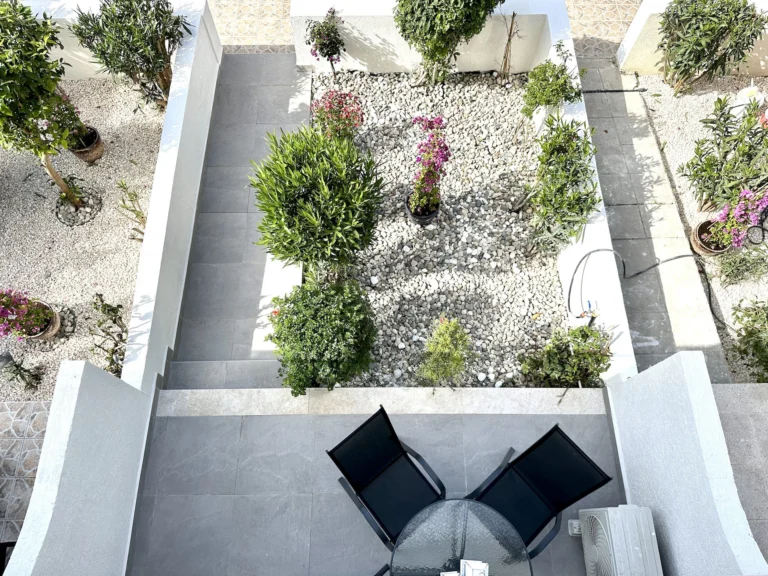 2 Bedroom House for Sale in Tombs Of the Kings, Paphos District