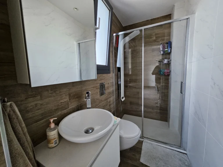 5 Bedroom House for Sale in Kolossi, Limassol District