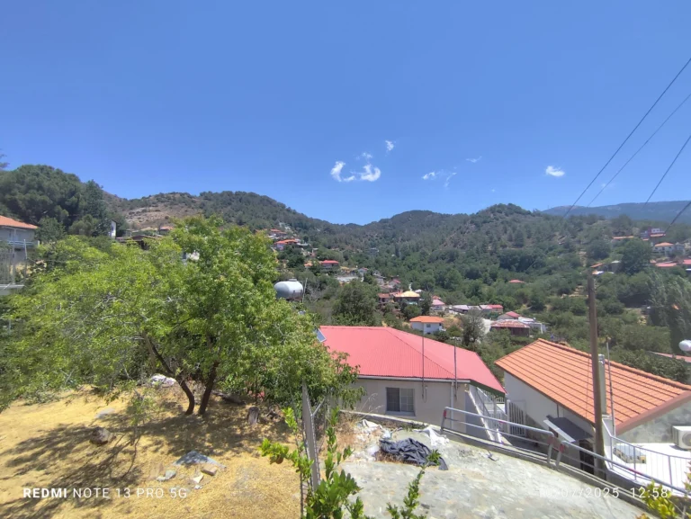 5 Bedroom House for Sale in Lemithou, Limassol District