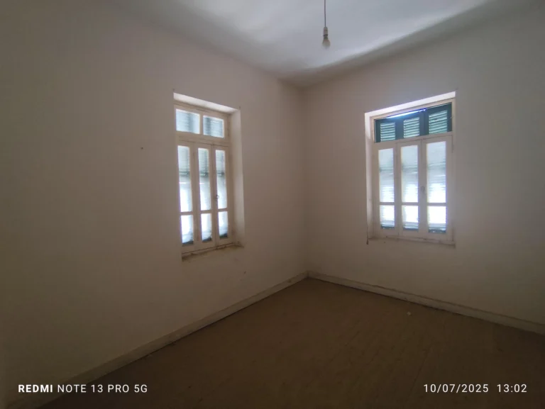 5 Bedroom House for Sale in Lemithou, Limassol District