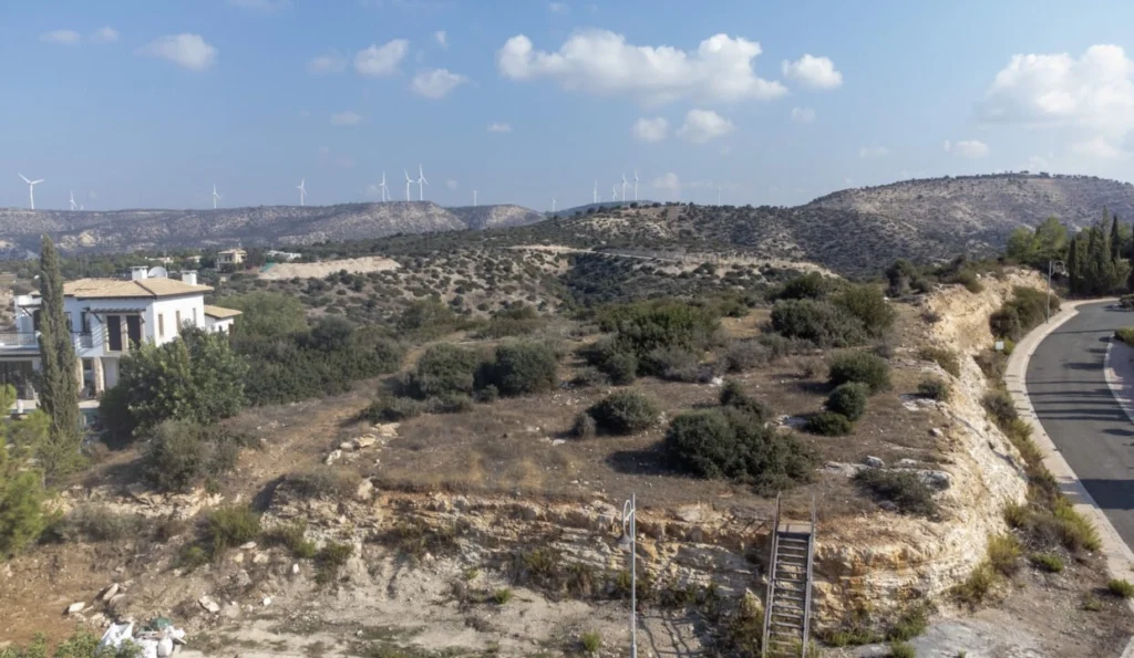 7,474m² Plot for Sale in Paphos District