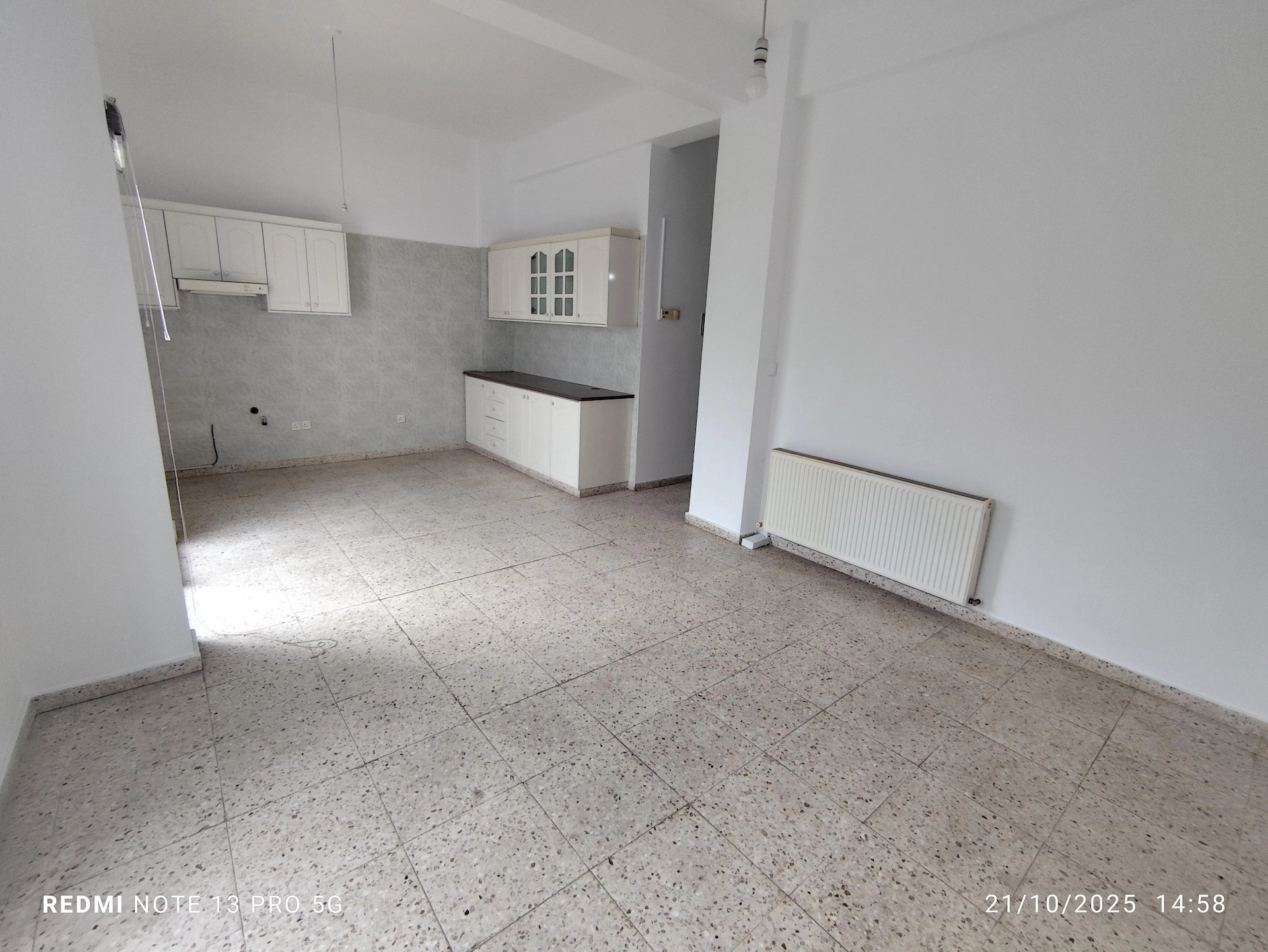 70m² Office for Rent in Limassol District