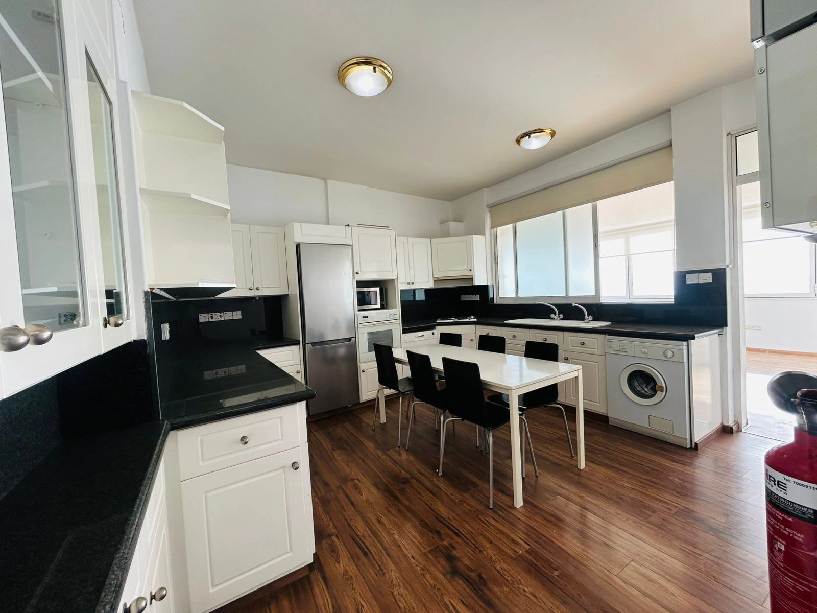 200m² Office for Rent in Limassol District