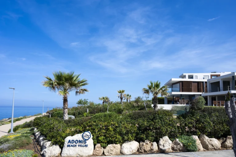 5 Bedroom House for Sale in Chlorakas, Paphos District