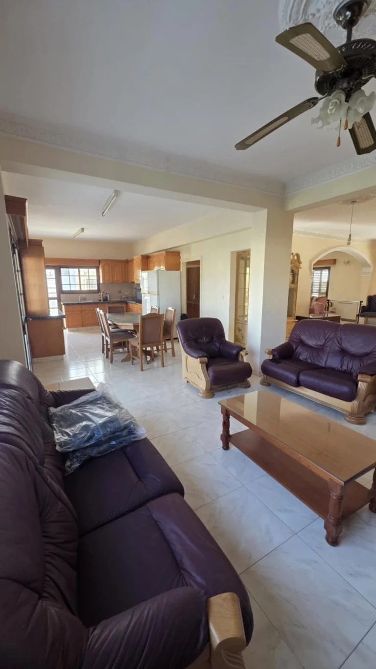 4 Bedroom House for Rent in Chlorakas, Paphos District