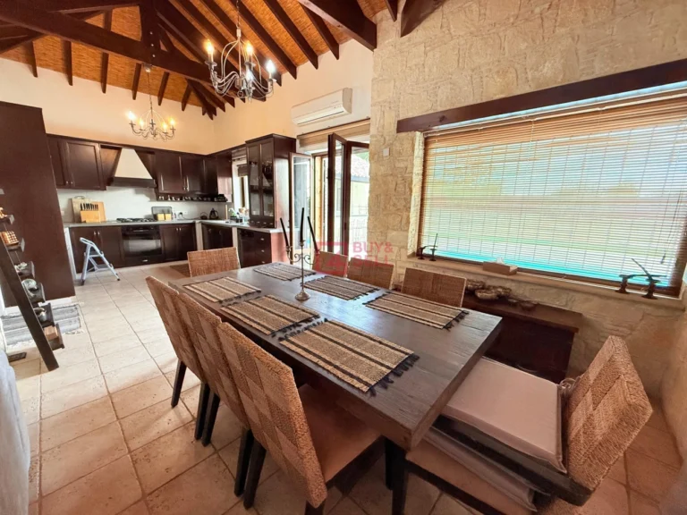 4 Bedroom House for Sale in Trimiklini, Limassol District