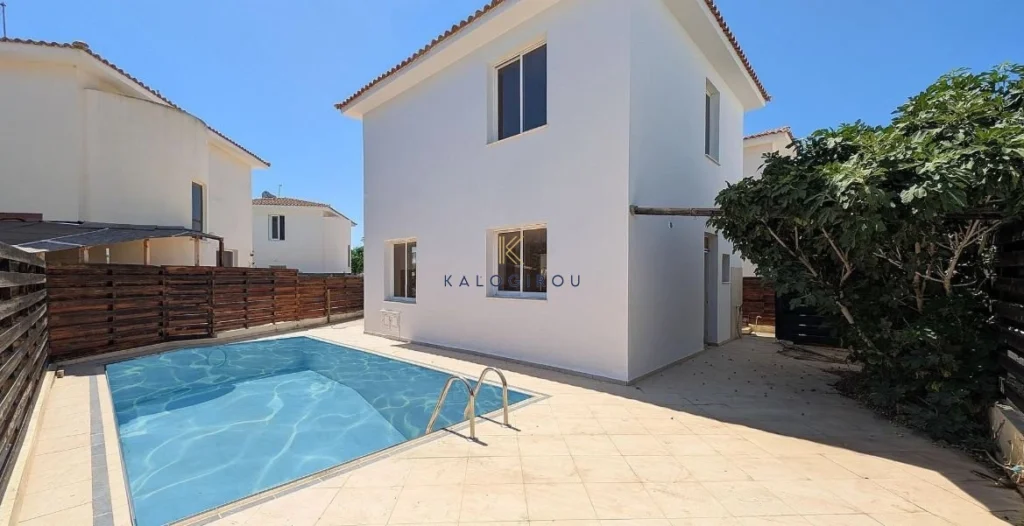 3 Bedroom House for Sale in Paralimni, Famagusta District