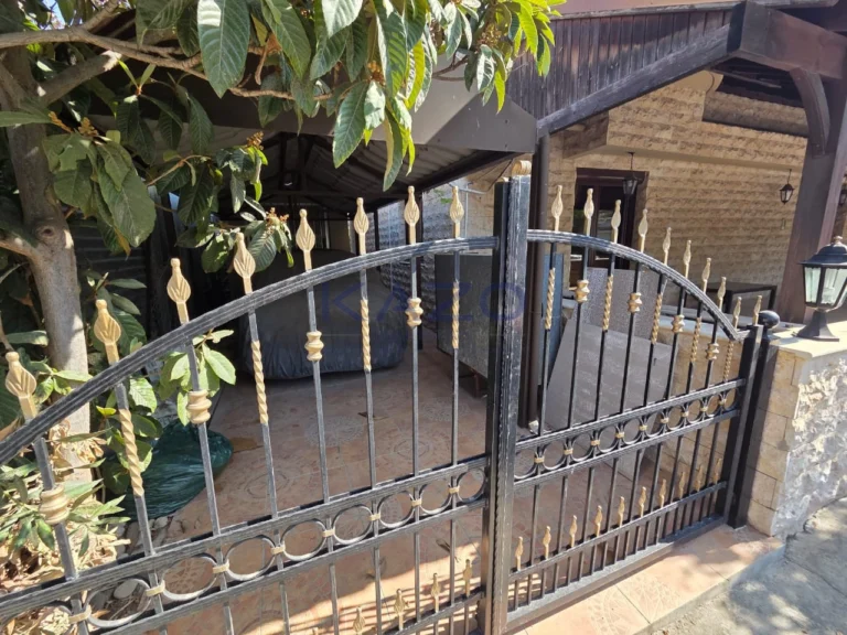 Σπίτι 4 Υπνοδωματίων προς Ενοικίαση στη Λεμεσό – Νεάπολη