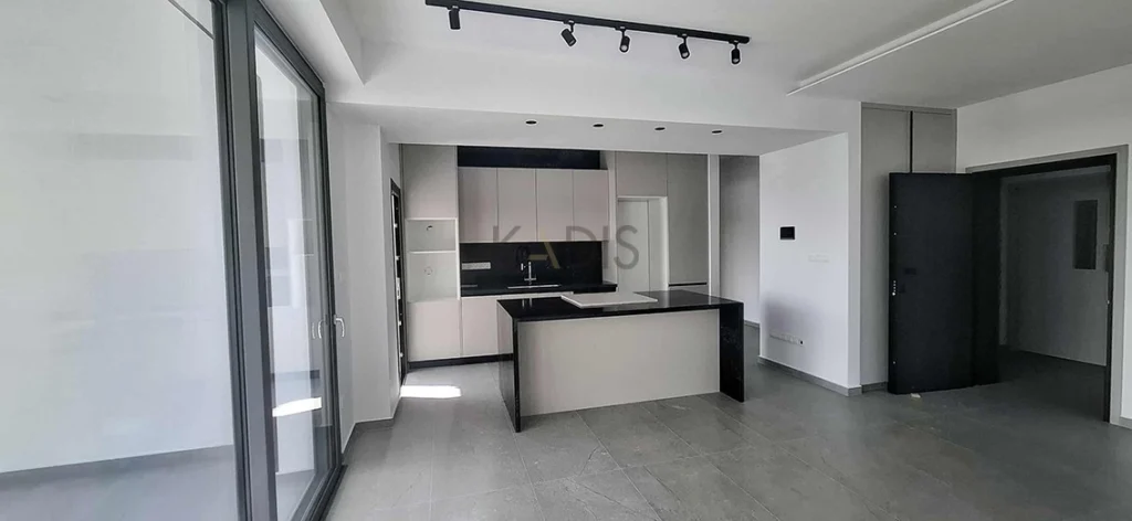 3 Bedroom Apartment for Sale in Kato Polemidia, Limassol District