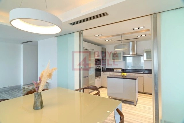 3 Bedroom Apartment for Rent in Germasogeia – Tourist Area, Limassol District