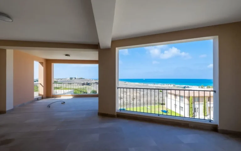 3 Bedroom Apartment for Sale in Kato Paphos