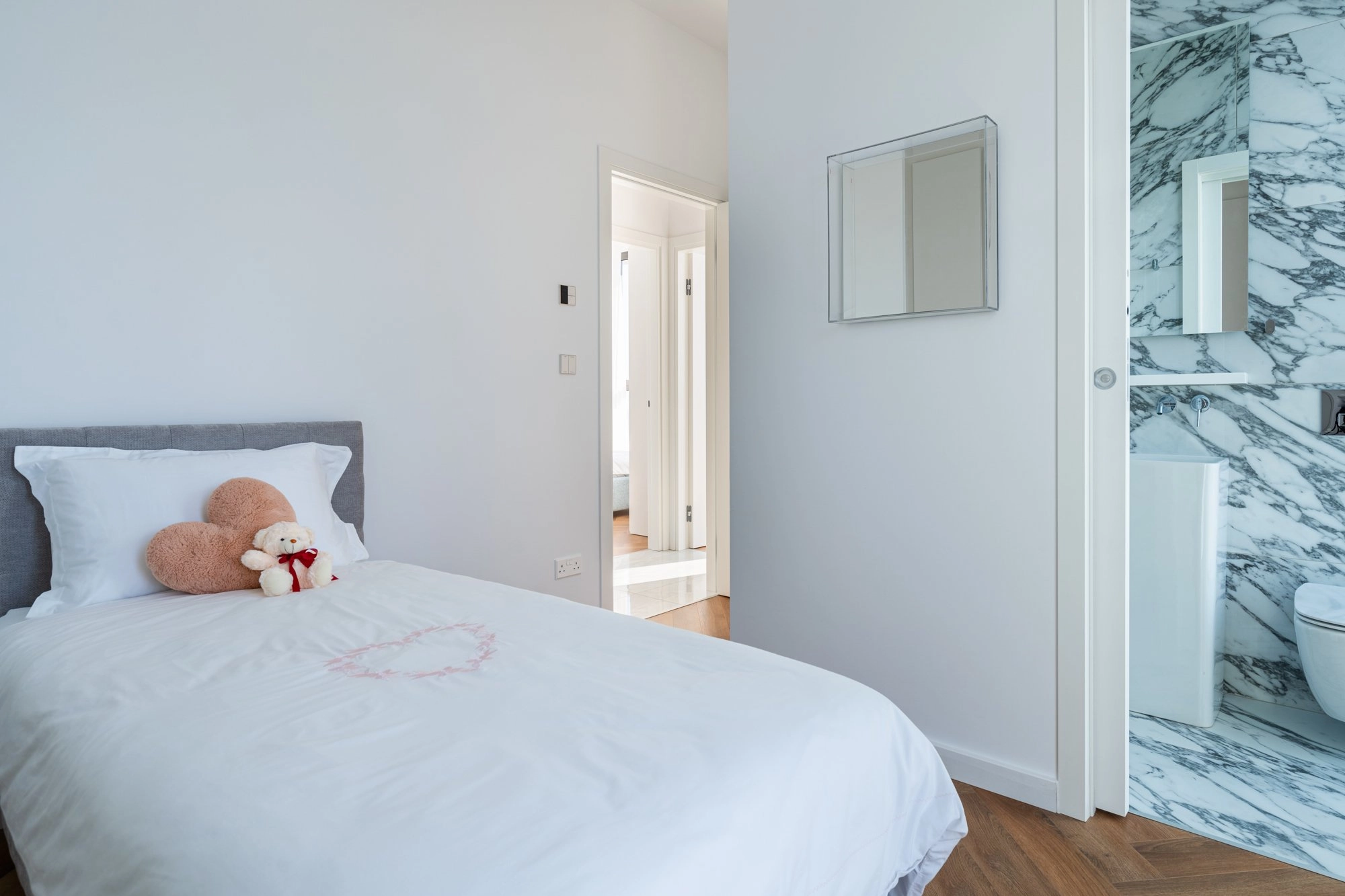 4 Bedroom Apartment for Rent in Agios Tychonas, Limassol District