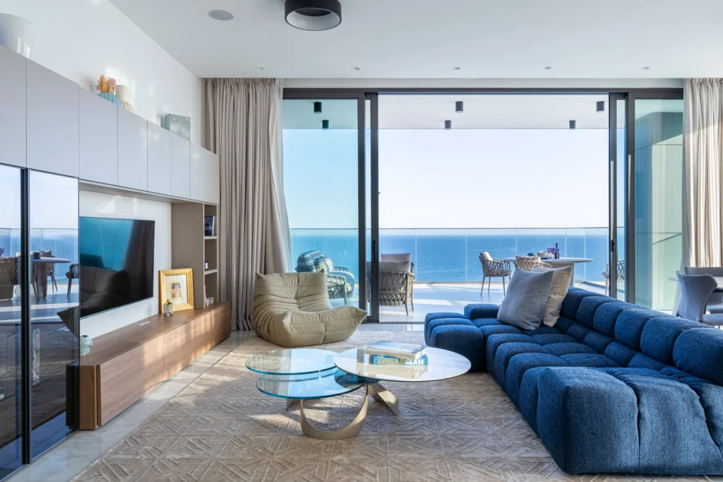 4 Bedroom Apartment for Sale in Agios Tychonas, Limassol District