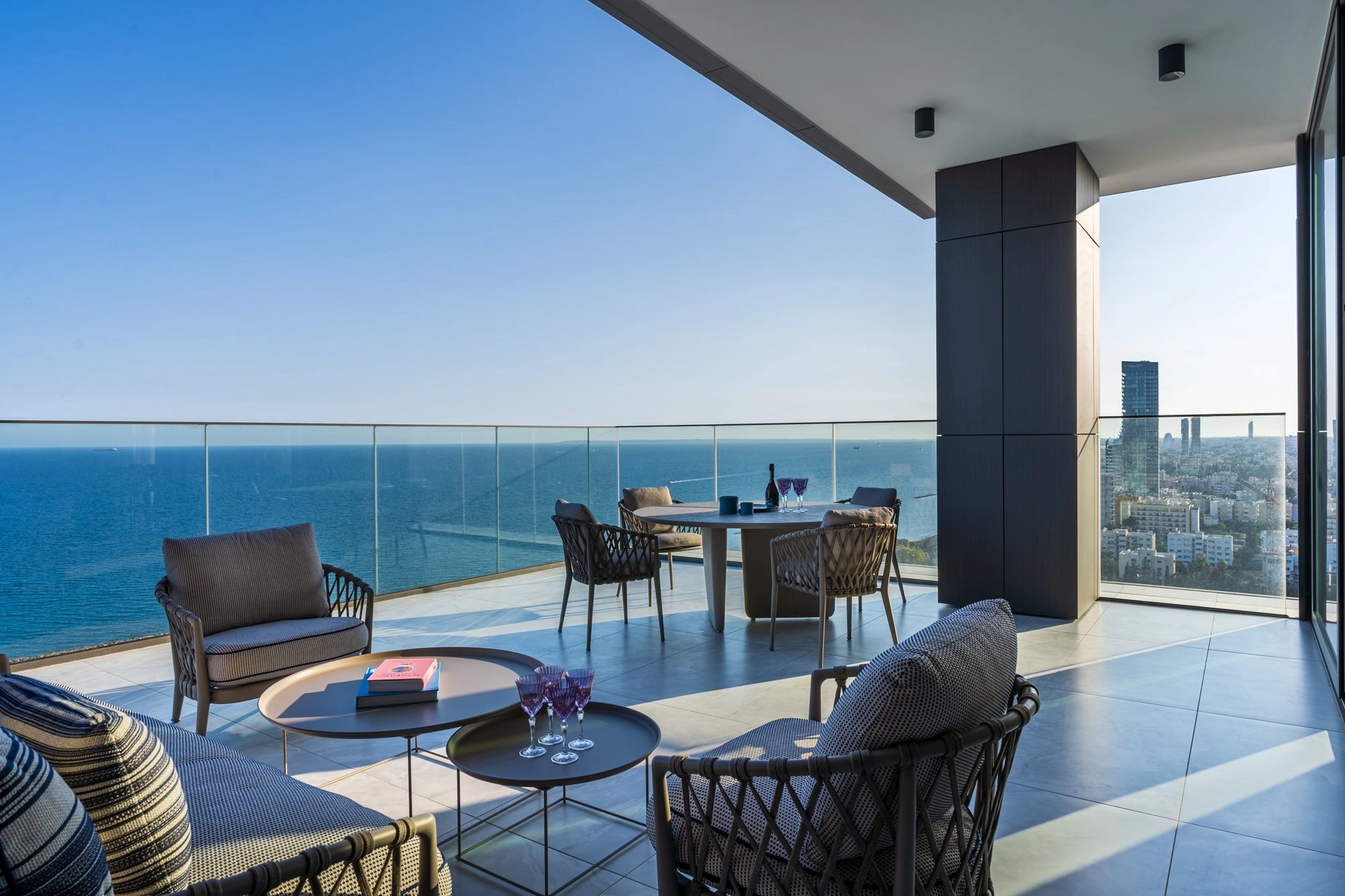 4 Bedroom Apartment for Rent in Agios Tychonas, Limassol District