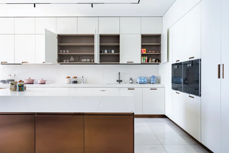 5 Bedroom Apartment for Sale in Agios Tychonas, Limassol District