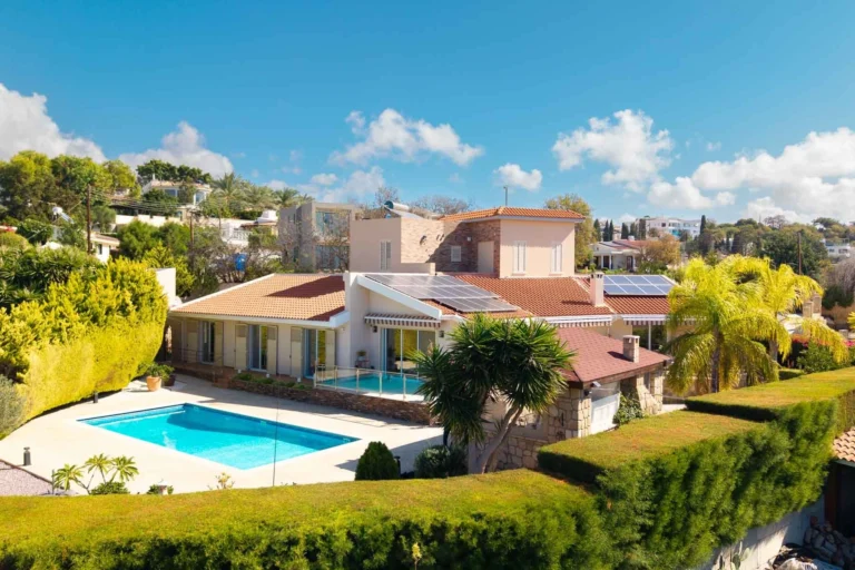 4 Bedroom House for Sale in Chlorakas, Paphos District