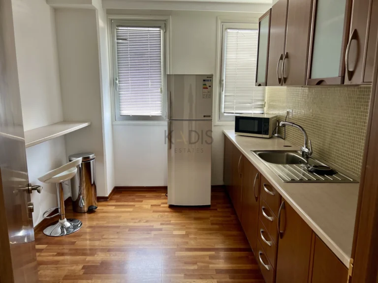 200m² Office for Rent in Agioi Omologites, Nicosia District