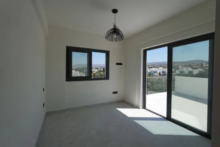 2 Bedroom Apartment for Sale in Konia, Paphos District