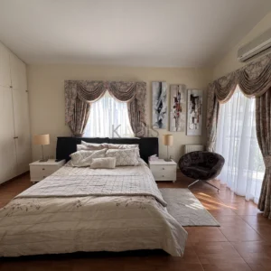 3 Bedroom House for Sale in Engomi, Nicosia District