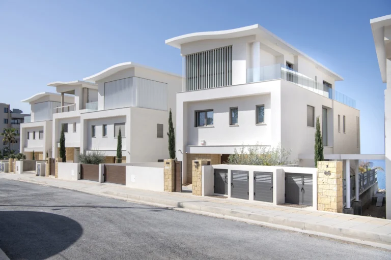 3 Bedroom House for Sale in Kissonerga, Paphos District