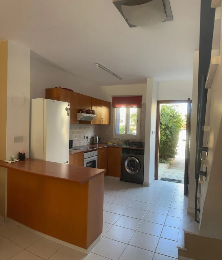 Cheap Houses and Villas for Sale Paphos up to 300000 euro