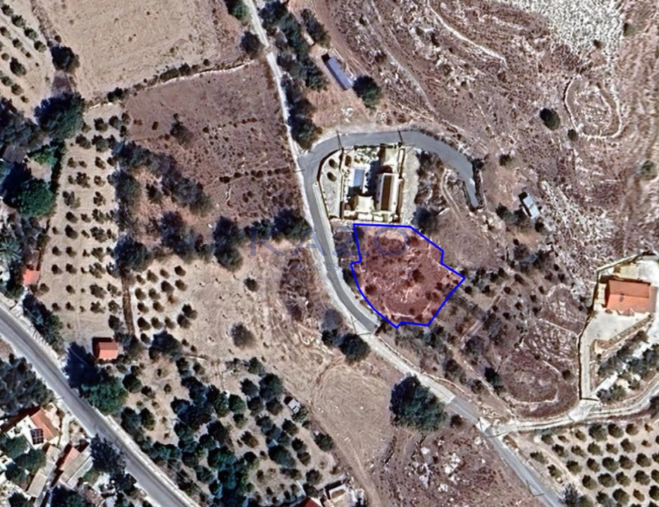 910m² Plot for Sale in Kallepeia, Paphos District