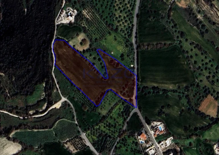 19,693m² Plot for Sale in Paphos District