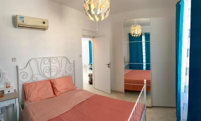 2 Bedroom Apartment for Sale in Paphos – Universal