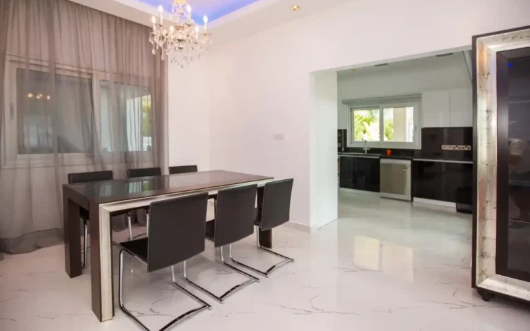 4 Bedroom House for Sale in Agios Tychonas, Limassol District