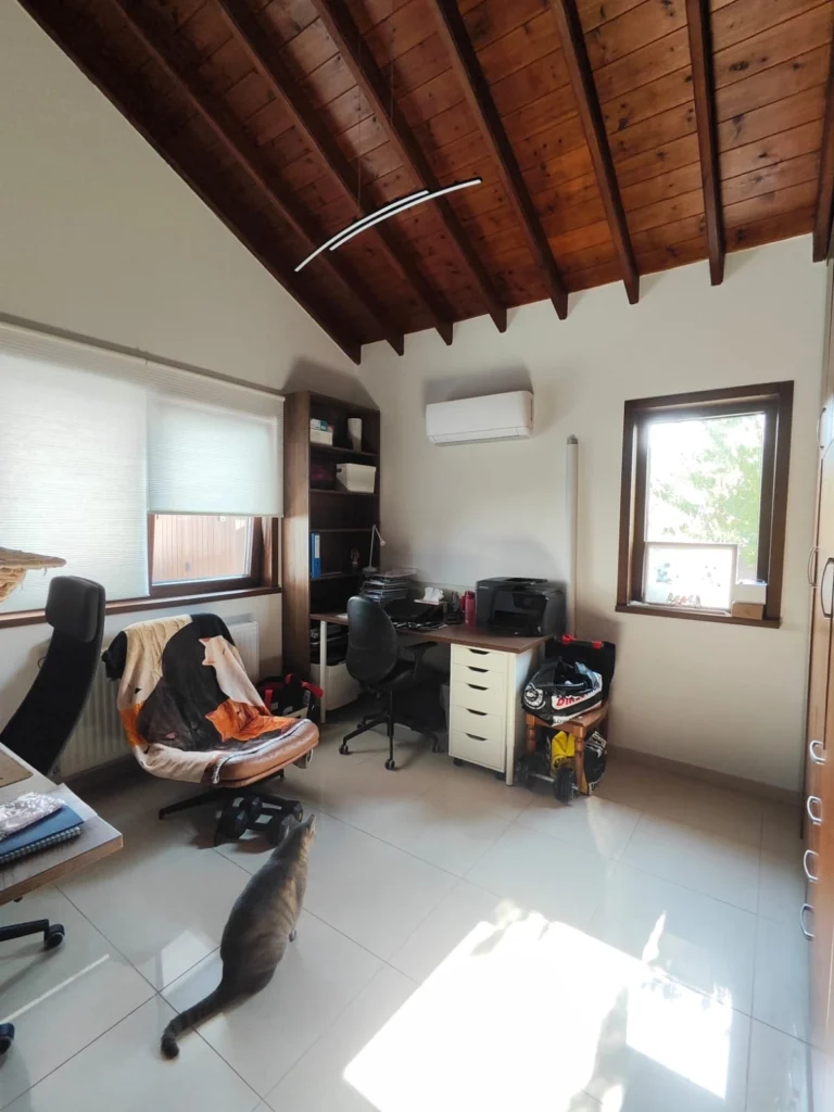 2 Bedroom House for Sale in Parekklisia, Limassol District