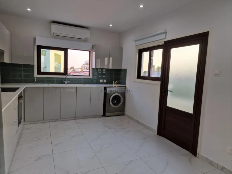 3 Bedroom Apartment for Rent in Drosia, Larnaca District