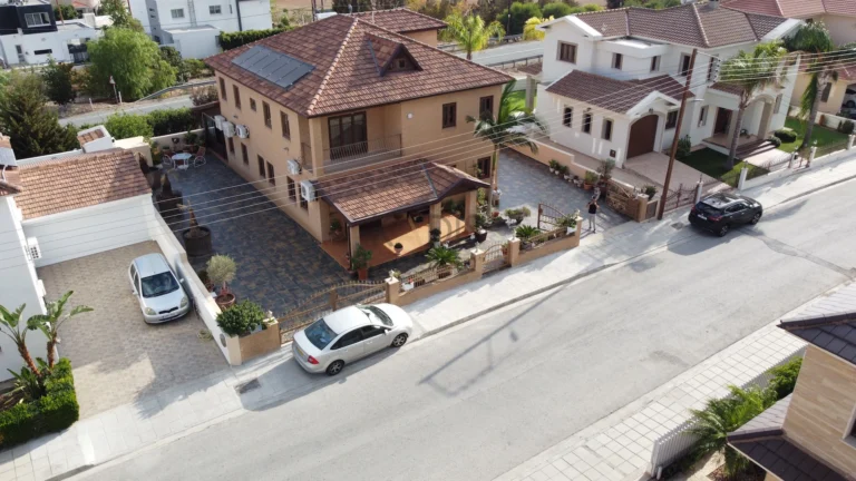 Cheap Houses and Villas for Sale Larnaca up to 600000 euro