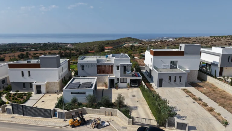 4 Bedroom House for Sale in Tala, Paphos District