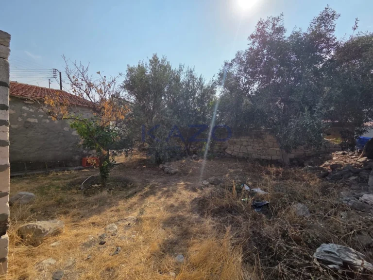 Cheap Houses and Villas for Sale Limassol up to 300000 euro