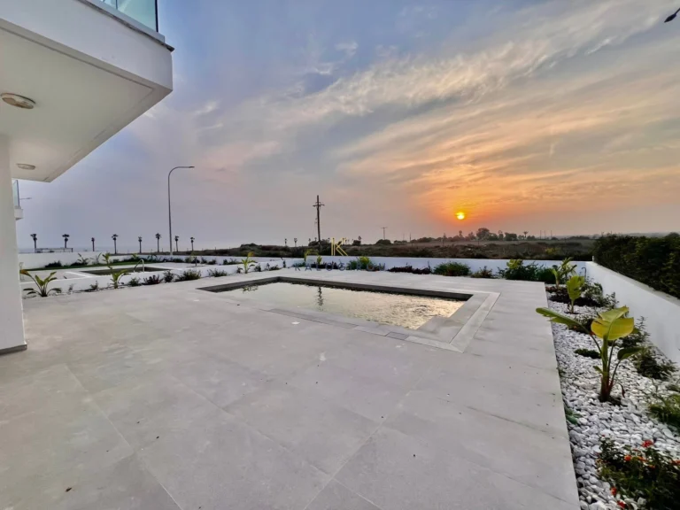 3 Bedroom House for Sale in Pervolia Larnacas