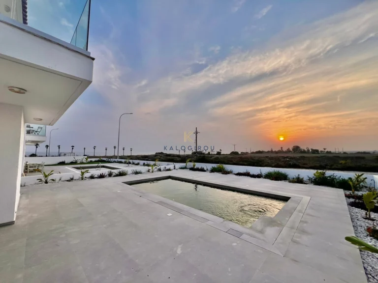 3 Bedroom House for Sale in Pervolia Larnacas