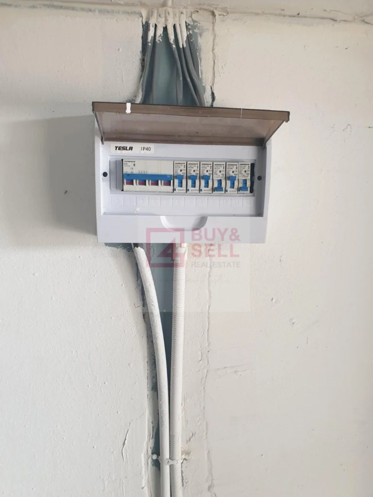 220m² Commercial for Rent in Choirokoitia, Larnaca District