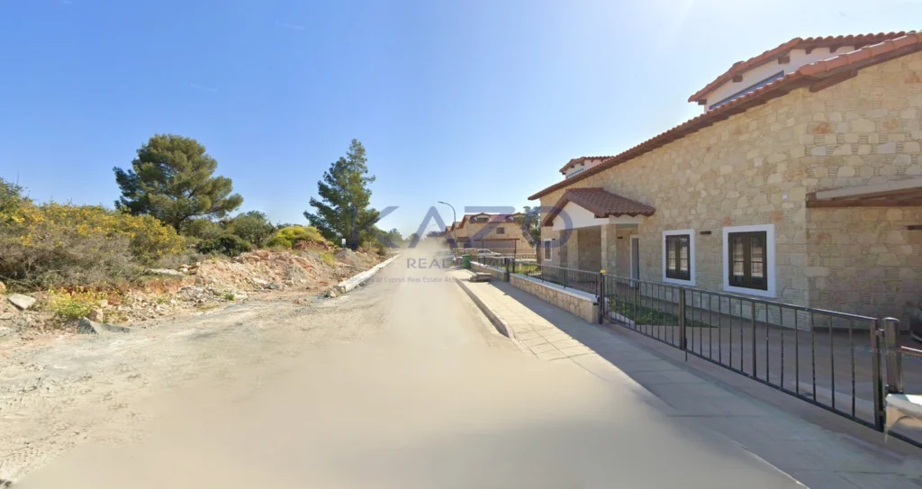 753m² Plot for Sale in Souni, Limassol District