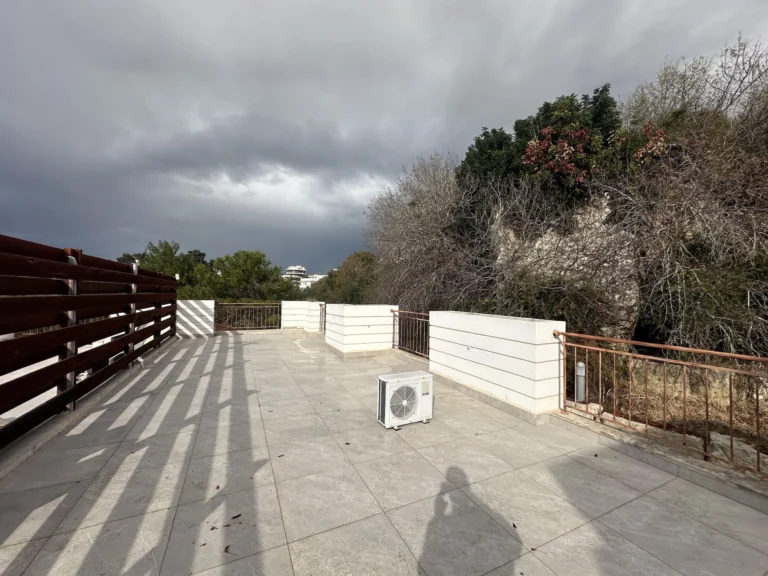 2 Bedroom Apartment for Sale in Paphos – Universal