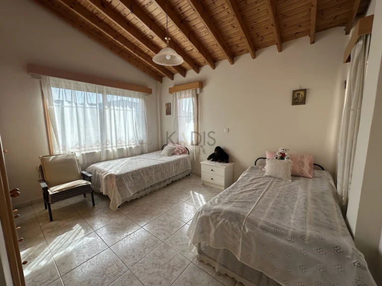 3 Bedroom House for Sale in Kalo Chorio Lemesou, Limassol District