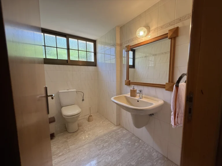 4 Bedroom House for Sale in Limassol – Ekali