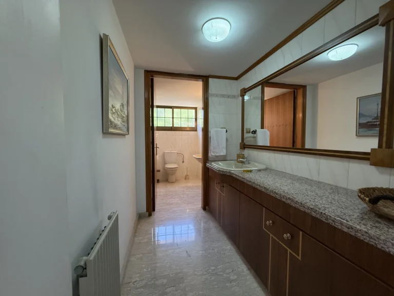 4 Bedroom House for Sale in Limassol – Ekali