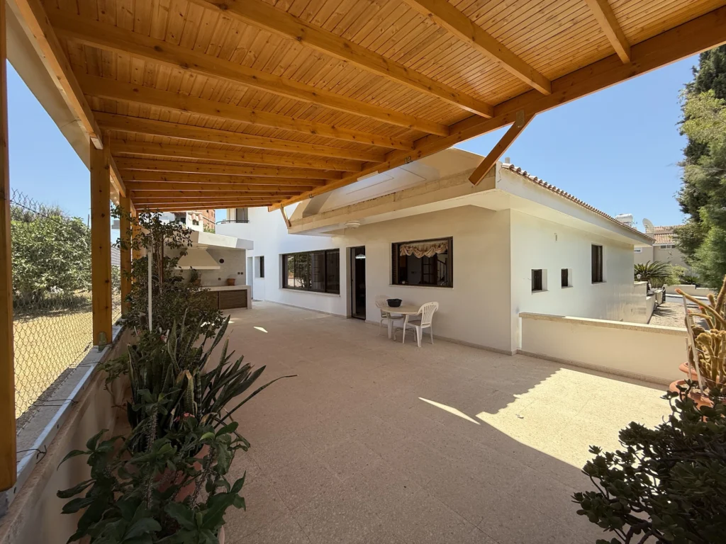 4 Bedroom House for Sale in Limassol – Ekali