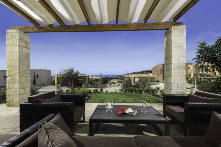 3 Bedroom Apartment for Sale in Chlorakas, Paphos District