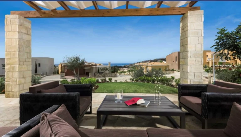 3 Bedroom Apartment for Sale in Chlorakas, Paphos District