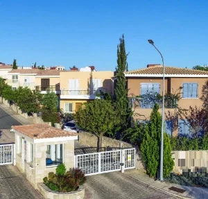 1 Bedroom Apartment for Sale in Chlorakas, Paphos District