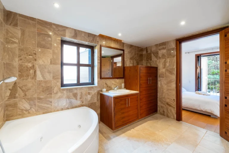 6+ Bedroom House for Sale in Pyrgos Lemesou, Limassol District