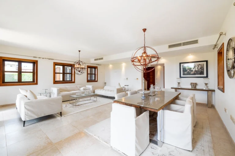 6+ Bedroom House for Sale in Pyrgos Lemesou, Limassol District